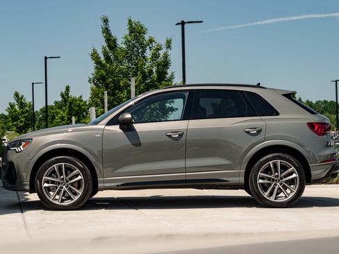 Used 2025 Audi Q3 2.0T Premium AWD/4WD image 6