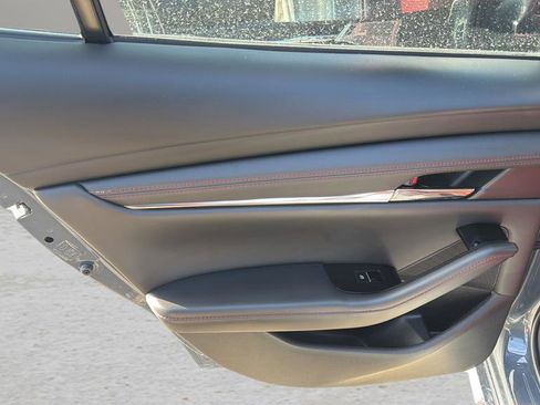 Used 2023 MAZDA MAZDA3 s image 14