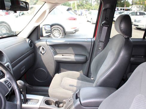 Used 2003 Jeep Liberty Limited AWD/4WD image 14