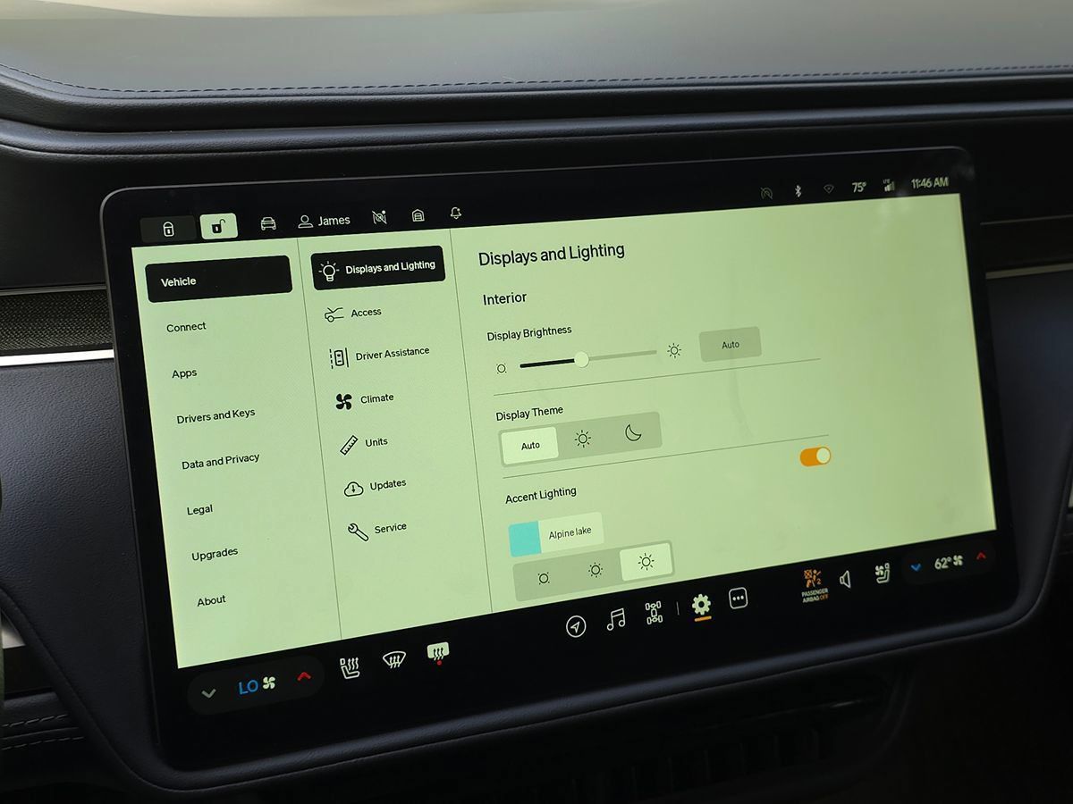 Used 2023 Rivian R1S Adventure Quad AWD/4WD image 39