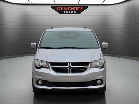 Used 2019 Dodge Grand Caravan GT image 9