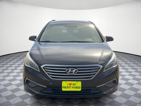 Used 2016 Hyundai Sonata SE w/ Cargo Package FWD image 6
