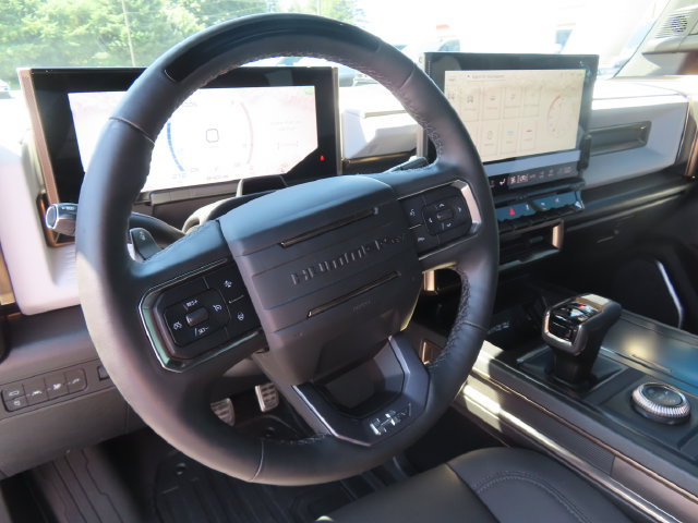 Used 2024 GMC Hummer EV 2X w/ Extreme Off-Road Package AWD/4WD image 15