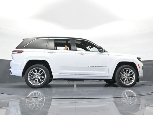 Used 2022 Jeep Grand Cherokee Summit image 73
