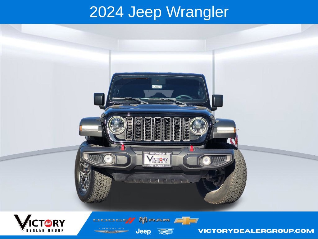 Used 2024 Jeep Wrangler Unlimited Rubicon AWD/4WD image 2