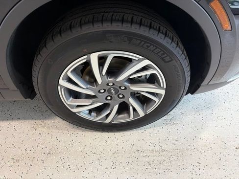 Used 2023 Lincoln Corsair AWD image 10