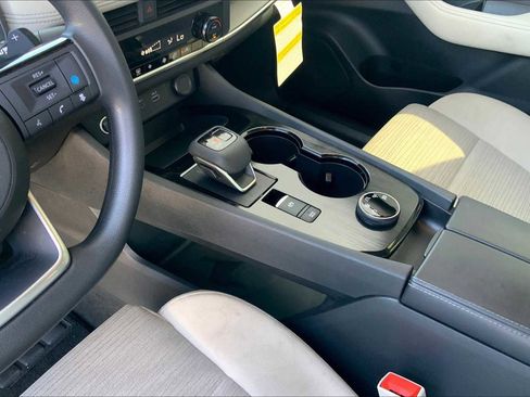 Certified 2023 Nissan Rogue SV AWD/4WD image 15