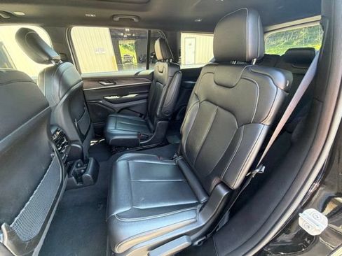 Used 2024 Jeep Grand Cherokee L Limited w/ Trailer Tow Package AWD/4WD image 15