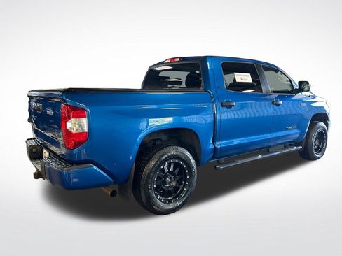 Certified 2018 Toyota Tundra SR5 w/ SR5 Upgrade Package AWD/4WD image 5