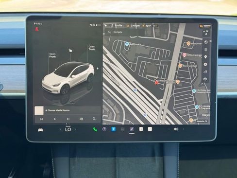 Used 2025 Tesla Model Y Long Range image 20