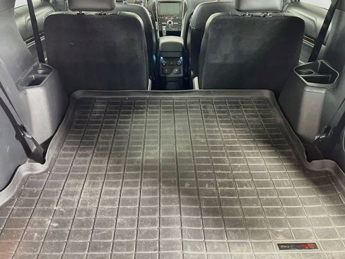 Used 2018 Ford Explorer Platinum AWD/4WD image 27
