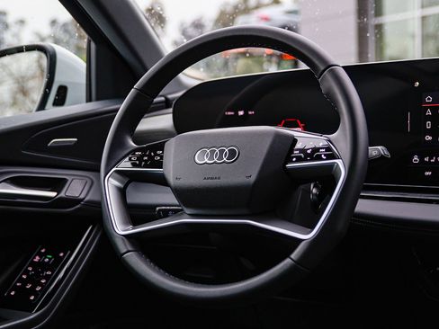 Certified 2025 Audi Q6 e-tron Premium Plus w/ Premium Plus image 17