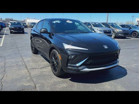 Used 2024 Buick Envista Sport Touring w/ Convenience I Package image 2