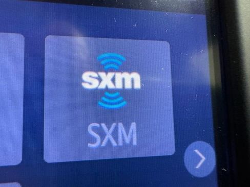 Used 2021 Toyota RAV4 LE image 12