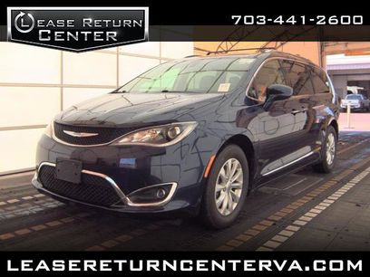 Used 2018 Chrysler Pacifica Touring-L