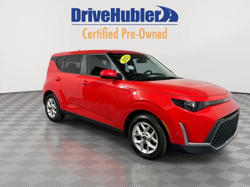 Used 2023 Kia Soul LX w/ LX Technology Package image 2