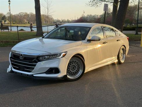 Used 2020 Honda Accord Sport image 4