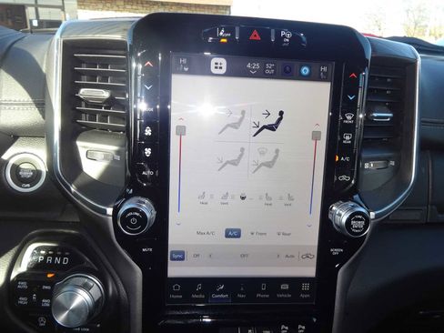 Used 2023 RAM 1500 Laramie image 24