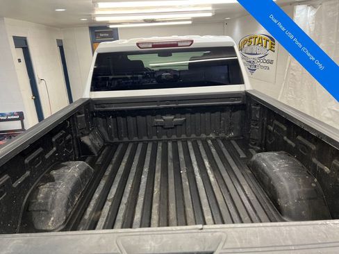 Used 2024 Chevrolet Silverado 2500 LT image 17