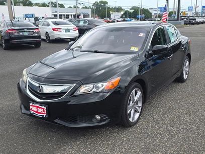 Used 2013 Acura ILX w/ Technology Package
