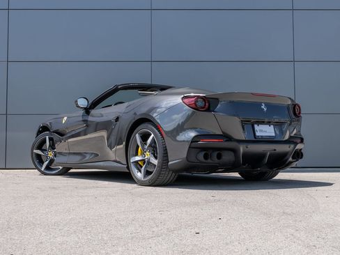 Certified 2023 Ferrari Portofino M RWD image 11