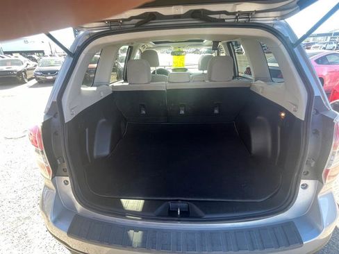 Used 2016 Subaru Forester 2.5i Premium image 6