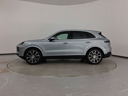 New 2026 Porsche Cayenne AWD/4WD image 2