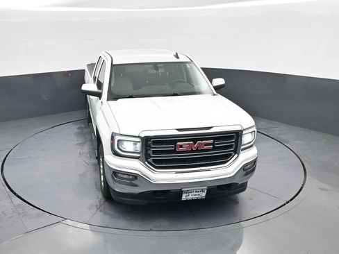 Used 2019 GMC Sierra 1500 SLE w/ SLE Value Package image 28
