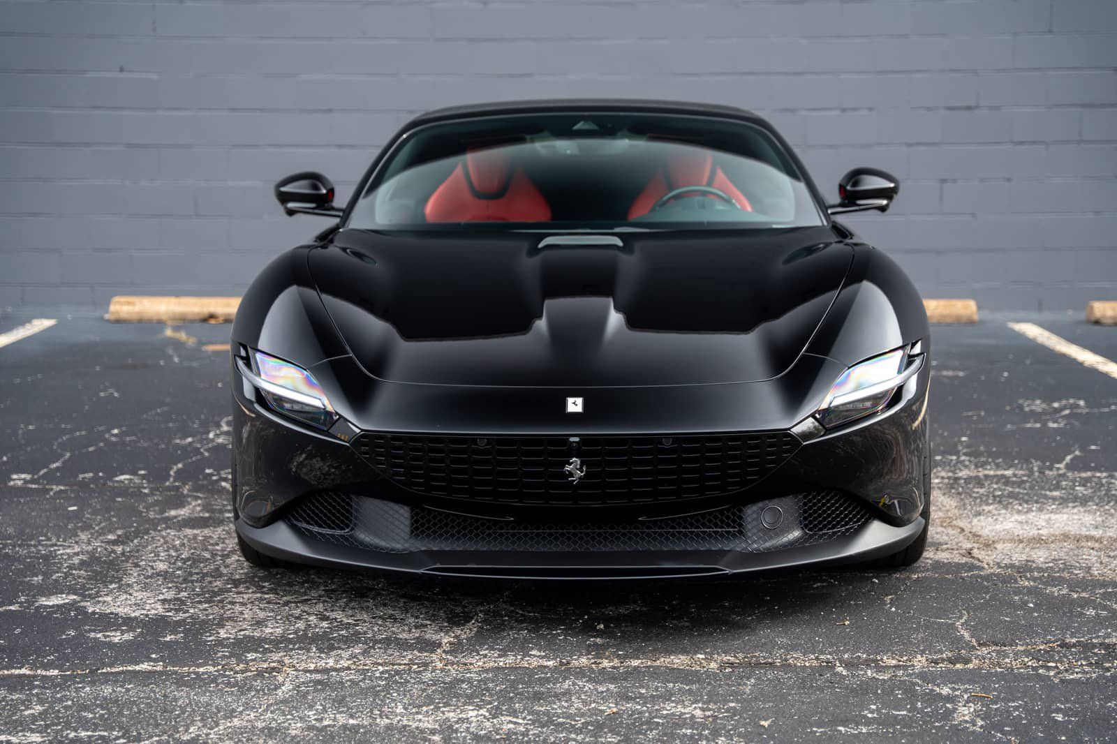 Used 2025 Ferrari Roma Spider RWD image 11