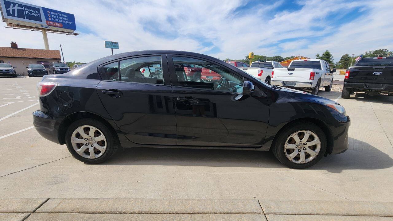 Used 2013 MAZDA MAZDA3 i Sport FWD image 7