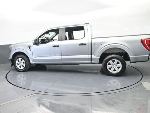 Used 2023 Ford F150 XLT image 3