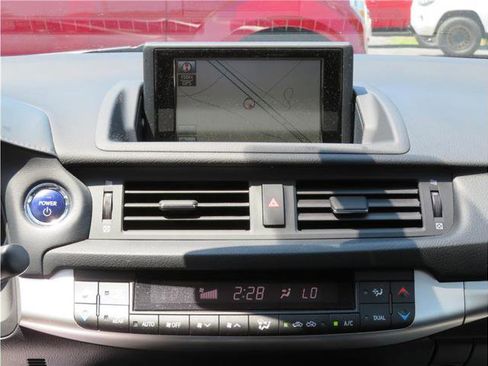 Used 2012 Lexus CT 200h Premium w/ Premium Audio Pkg FWD image 25