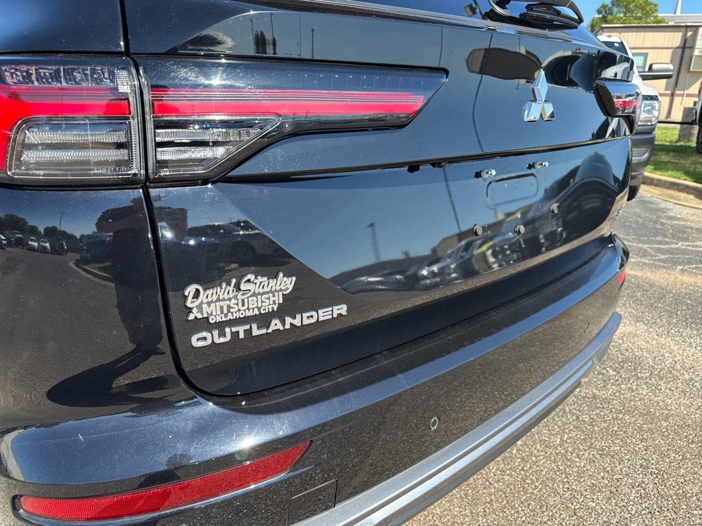 New 2026 Mitsubishi Outlander SE AWD/4WD image 45