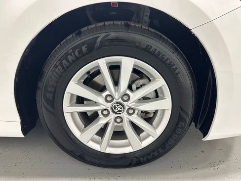 Used 2025 Toyota Camry LE image 62