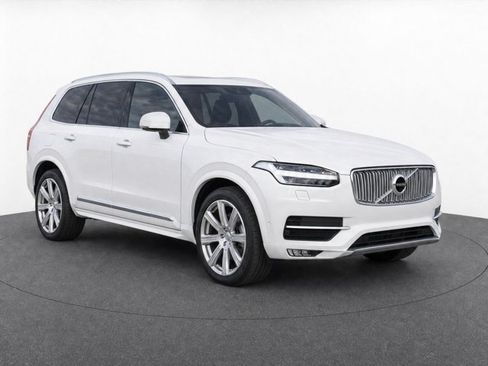 Used 2018 Volvo XC90 T6 Inscription w/ Convenience Package AWD/4WD image 3
