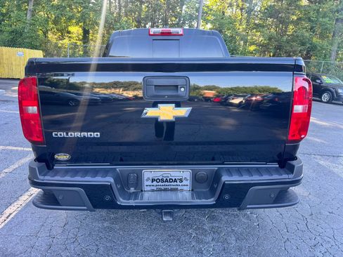 Used 2019 Chevrolet Colorado Z71 AWD/4WD image 6