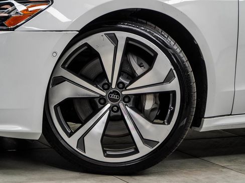 Used 2023 Audi A7 3.0T Prestige w/ Luxury Package image 3