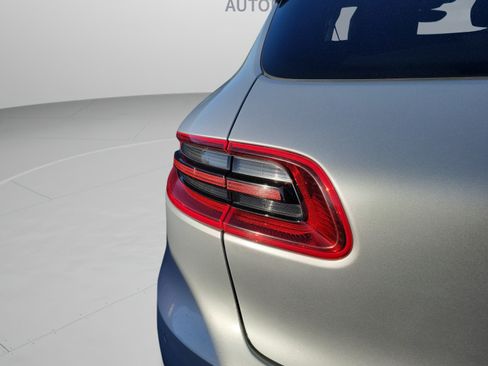 Used 2015 Porsche Macan S AWD/4WD image 25