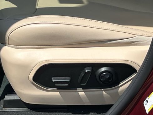 Used 2021 Jeep Grand Cherokee L Limited image 23