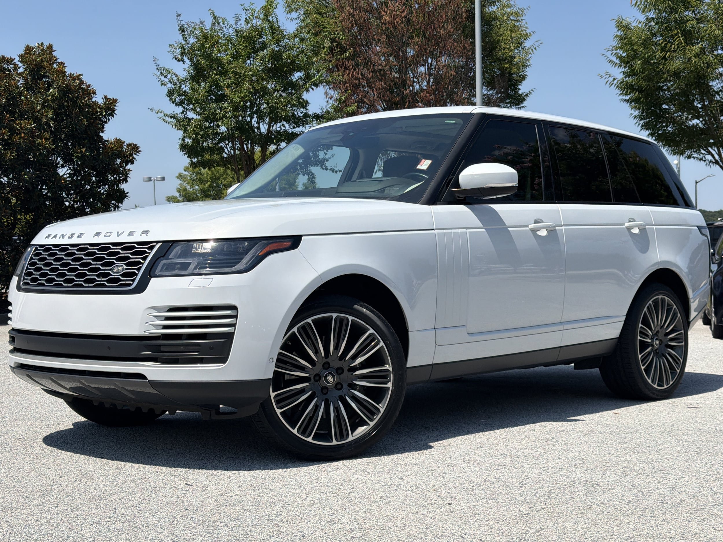 Used 2020 Land Rover Range Rover HSE AWD/4WD image 1