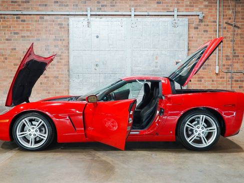 Used 2008 Chevrolet Corvette Coupe RWD image 28