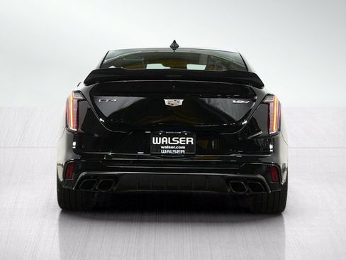 Used 2022 Cadillac CT4 V Blackwing w/ Carbon Fibre 1 Package RWD image 4