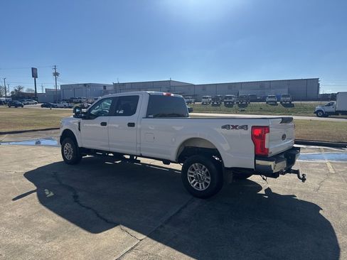 Used 2019 Ford F250 XL w/ STX Appearance Package image 9