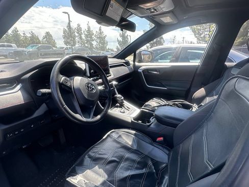 Used 2023 Toyota RAV4 SE w/ Weather & Moonroof Package AWD/4WD image 4