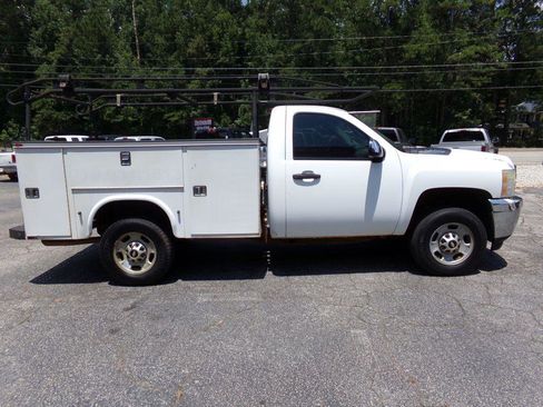 Used 2011 Chevrolet Silverado 2500 W/T image 3