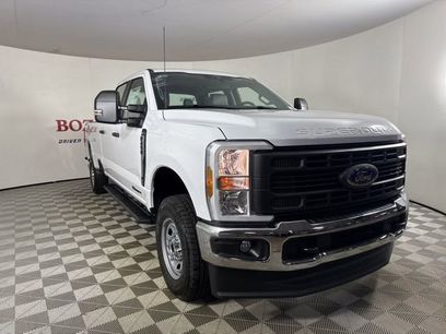New 2026 Ford F250 XL w/ XL Chrome Package