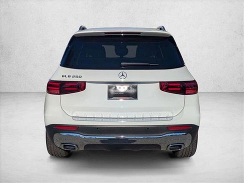 Certified 2026 Mercedes-Benz GLB 250 image 7