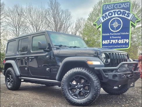 Used 2020 Jeep Wrangler Unlimited Sport AWD/4WD image 1
