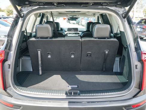 Certified 2022 Kia Telluride EX w/ EX Premium Package FWD image 25