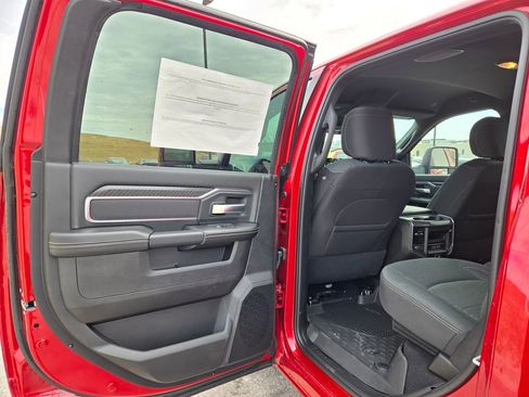 New 2026 RAM 2500 Big Horn AWD/4WD image 25